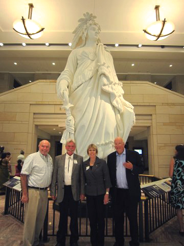 Wendy & Kevin & Peter Hoss at Capitol